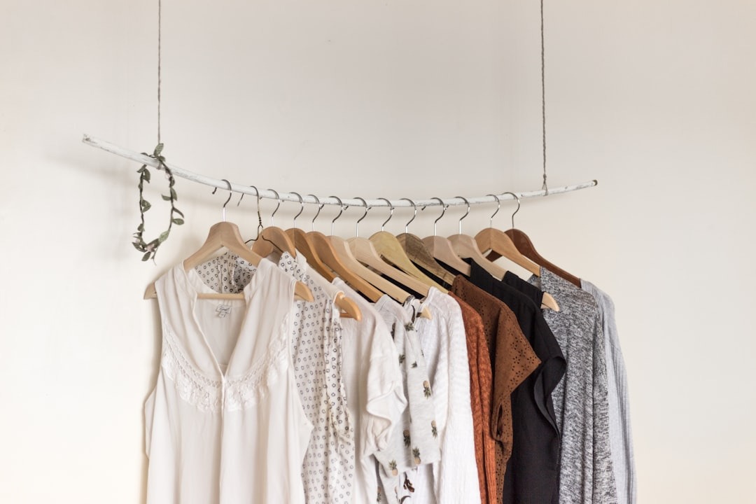 Embrace Minimalism and a Capsule Wardrobe