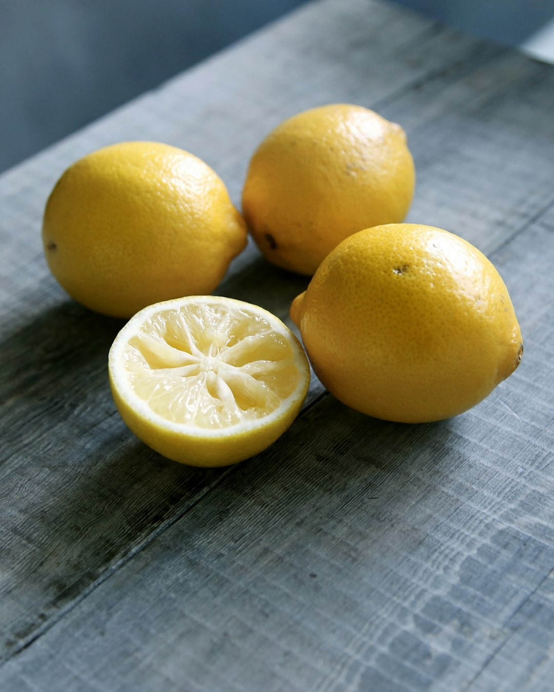 Lemon for Deodorizing